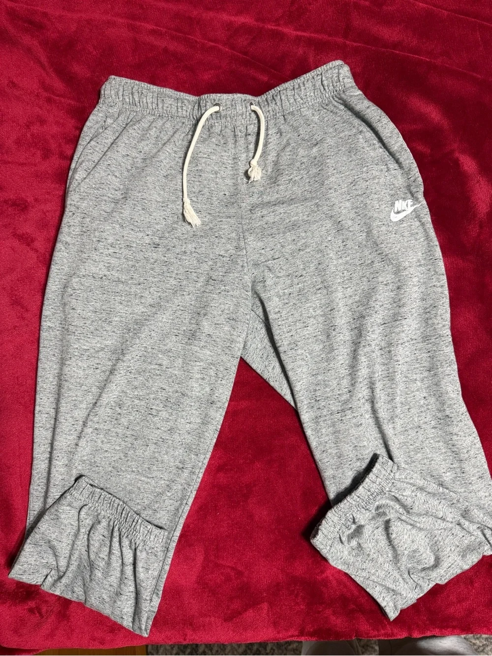 Nike Girls' Heather Gray Jogger Sweatpants with Ruffle Cuffs